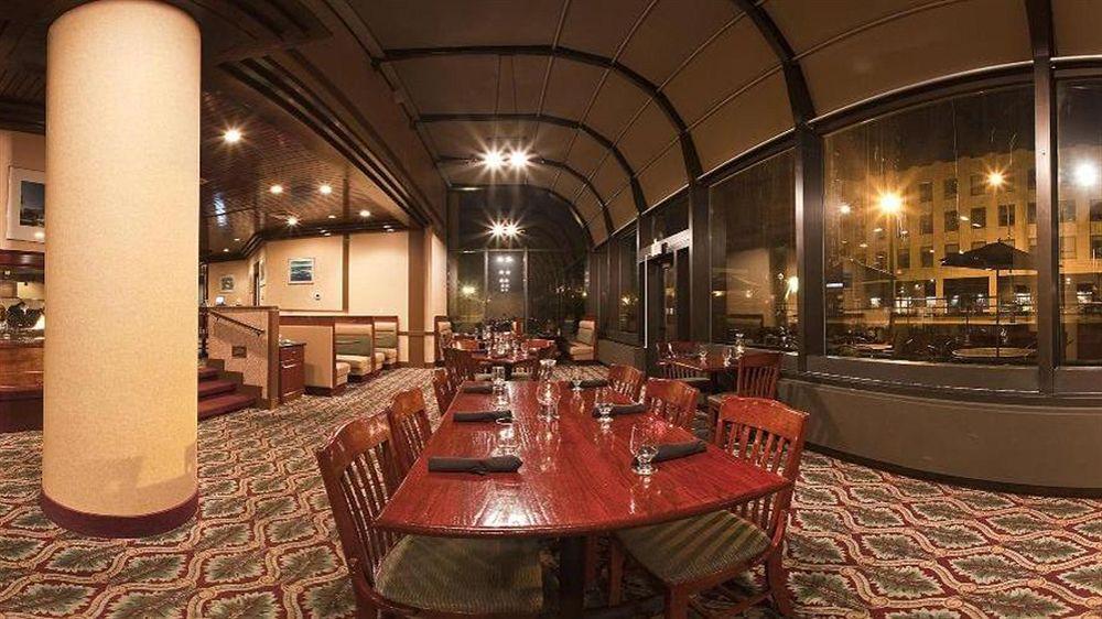 Delta Hotels By Marriott Muskegon Convention Center Ngoại thất bức ảnh