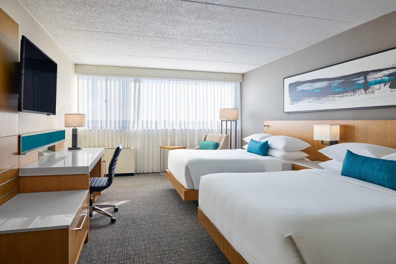Delta Hotels By Marriott Muskegon Convention Center Ngoại thất bức ảnh
