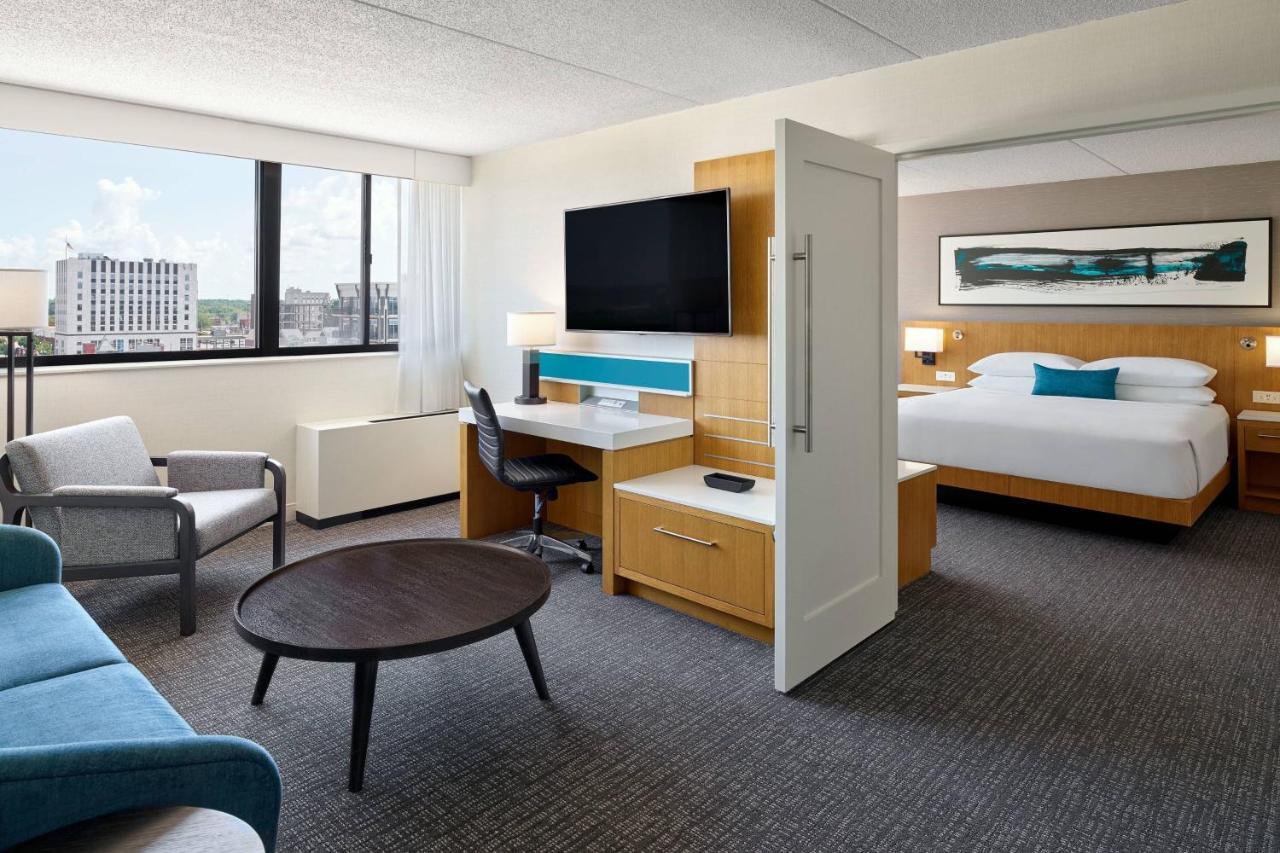 Delta Hotels By Marriott Muskegon Convention Center Ngoại thất bức ảnh