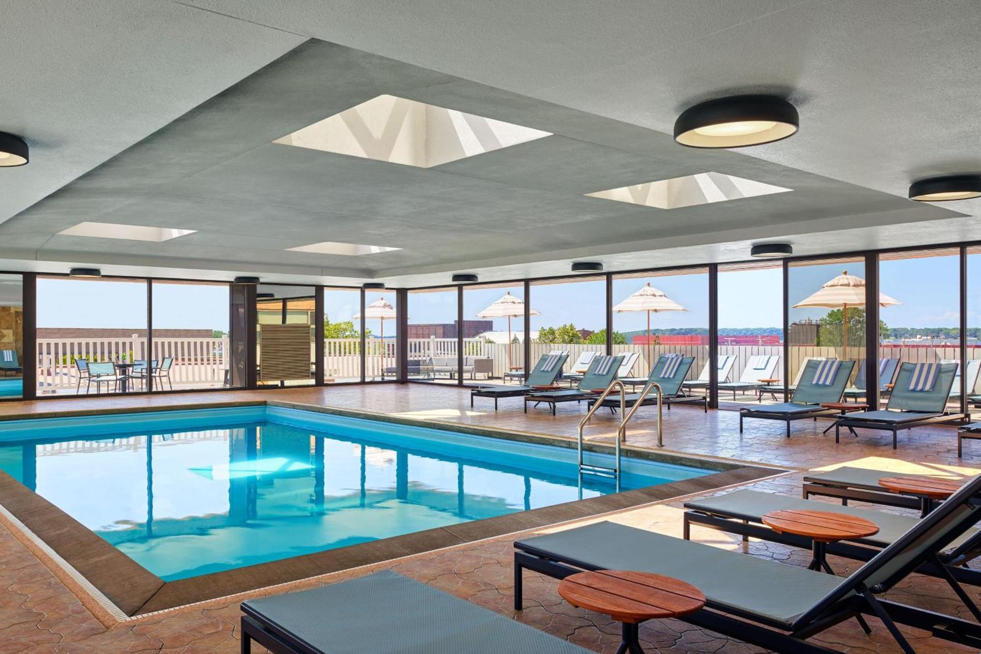 Delta Hotels By Marriott Muskegon Convention Center Ngoại thất bức ảnh