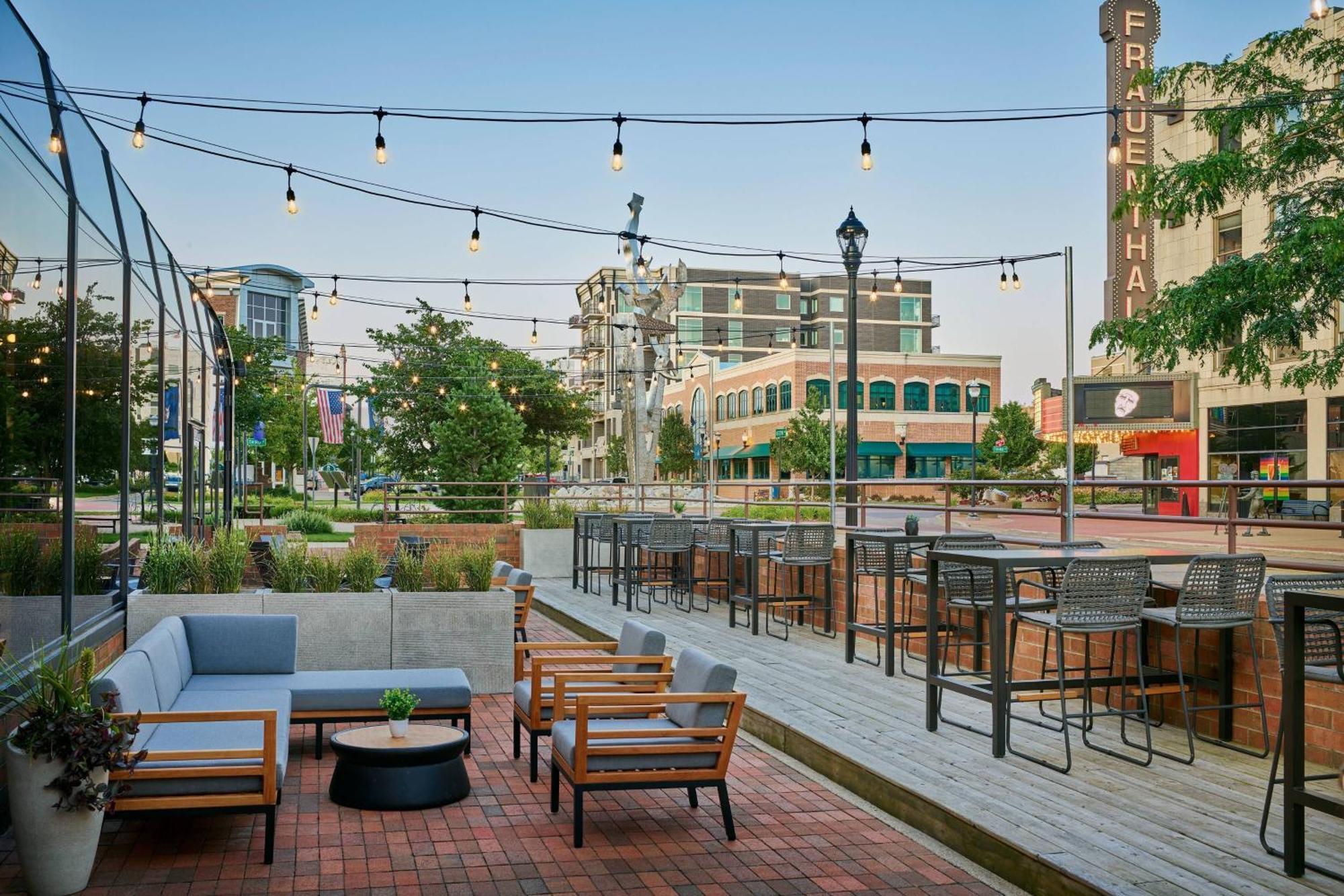 Delta Hotels By Marriott Muskegon Convention Center Ngoại thất bức ảnh